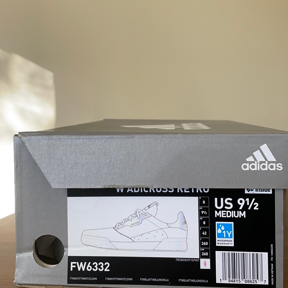 Adidas women’s adicross retro new with box size 9.5
